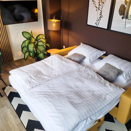 Maremar - Design Maisonette Altstadt - 4 Pers - 57Qm - Luxus Boxspringbett - Kueche - Arbeitsplatz - Privater Parkplatz Грайц Экстерьер фото